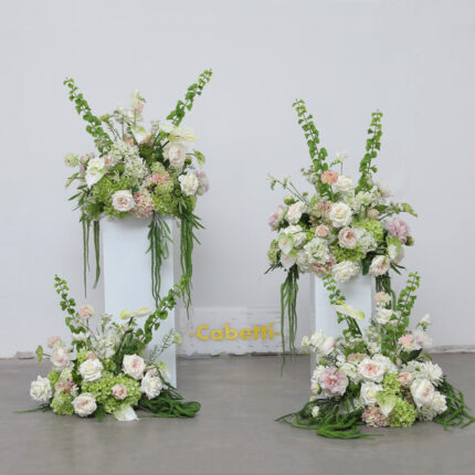 Custom Luxury Event Decoration Modern Style White Green Flower Ball Realistic Artificial Rose Centerpiece  For Luxury Wedding  Brands