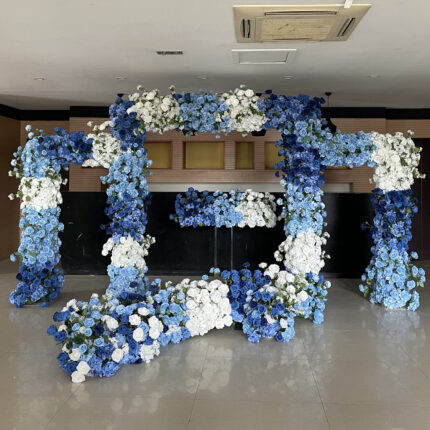 Custom High-End Floral Desig Wedding Event Decoration Flower Silk Blue White Bule Flower Arch Floral Backdrop